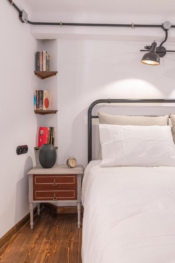 Stoa Kairi Loft B Apartman Athén Kültér fotó