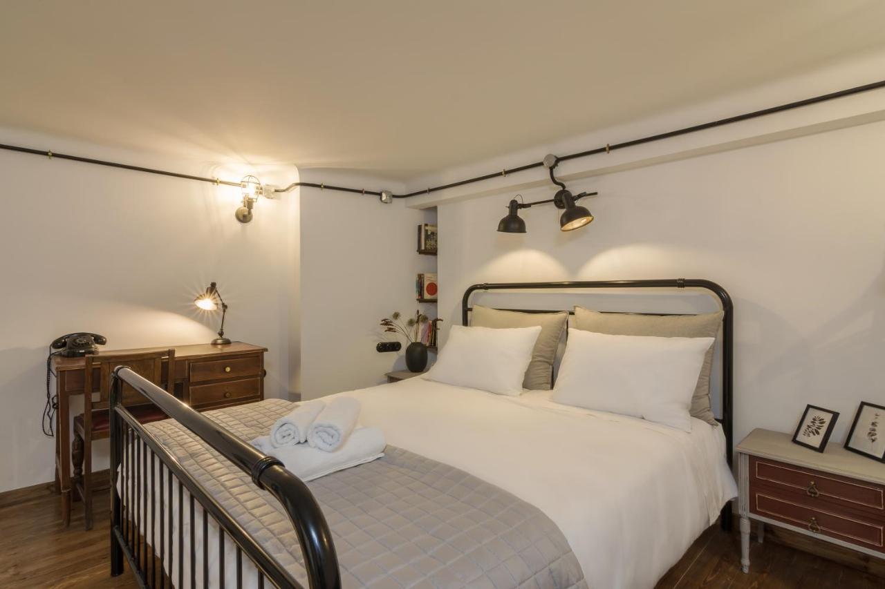 Stoa Kairi Loft B Apartman Athén Kültér fotó